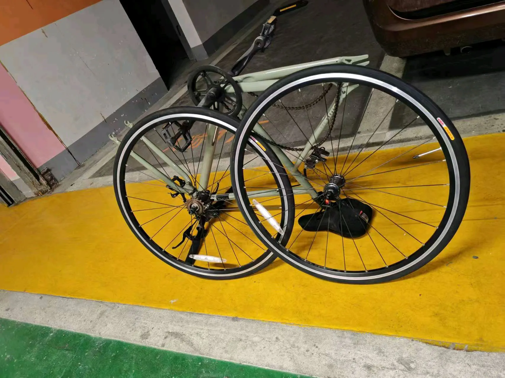 专业维修电动车，自行车，补胎，换胎，换电瓶，